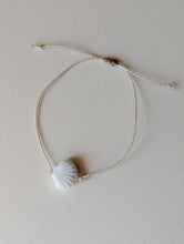 Charger l'image dans la galerie, Coquillage d'été - blanc