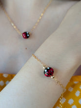 Charger l'image dans la galerie, Bracelet coccinelle