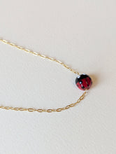 Charger l'image dans la galerie, Collier coccinelle
