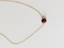 Charger l'image dans la galerie, Collier coccinelle
