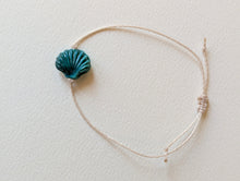 Charger l'image dans la galerie, Coquillage d'été - vert pétrole
